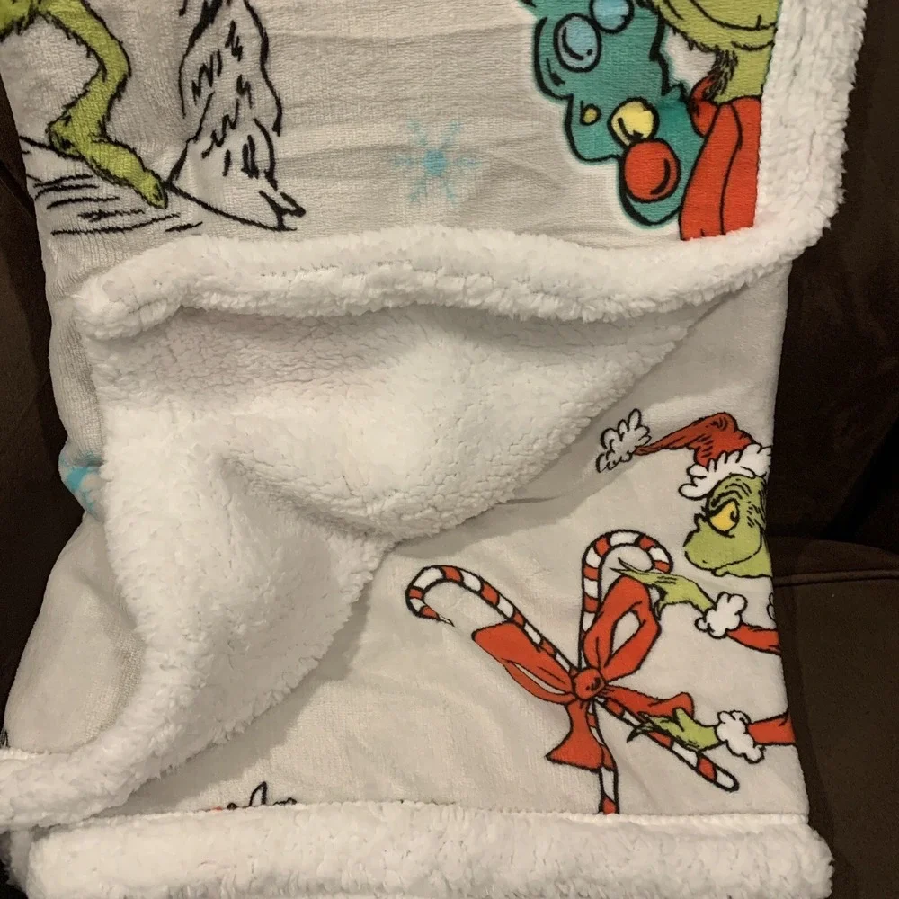 The Grinch Dr. Seuss Christmas Holiday Grey Sherpa Throw Blanket 50
